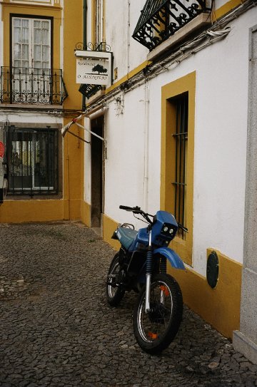 85240009.jpg